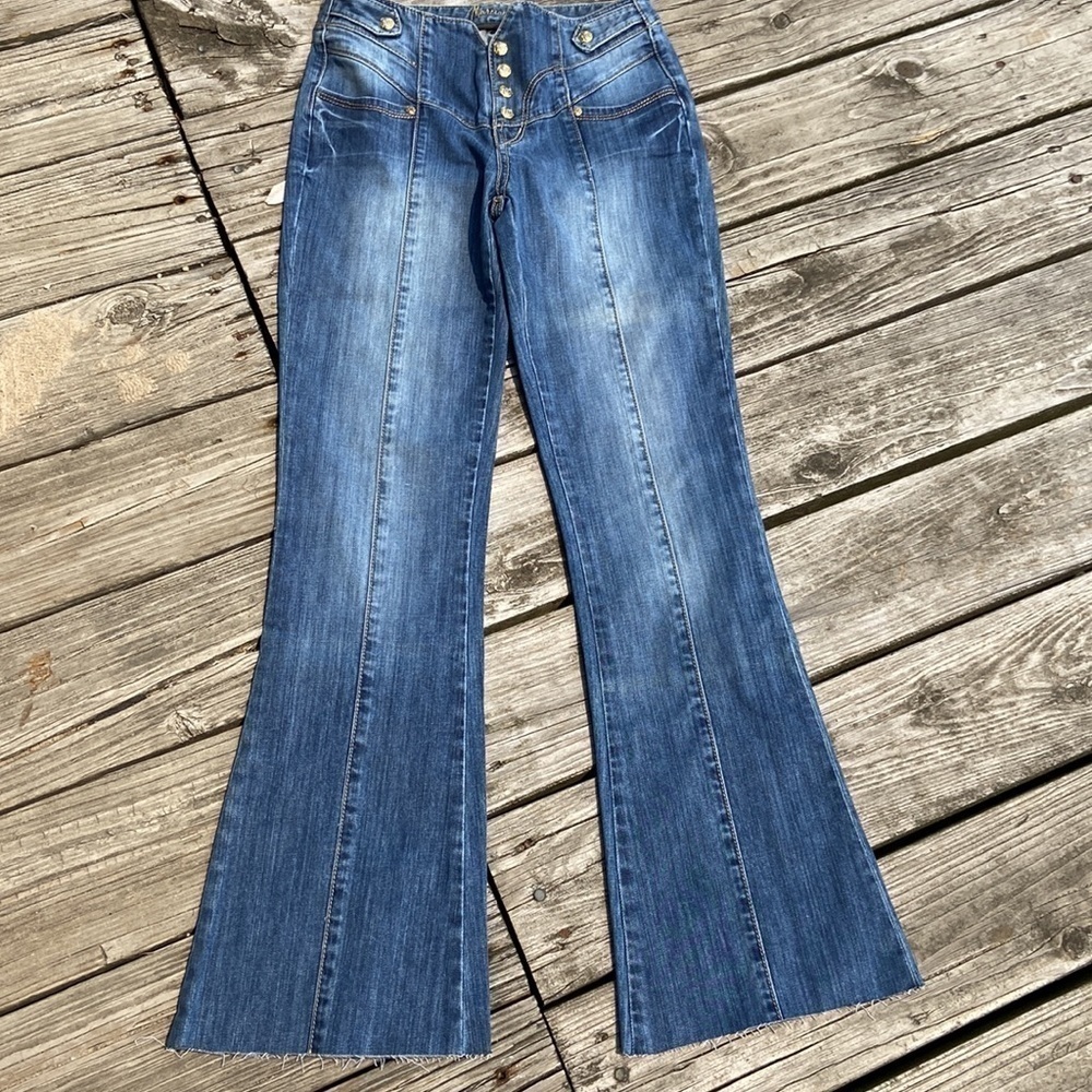 Marcia o jeans have heavy duty snaps in gold town, and really unusual detailing.
